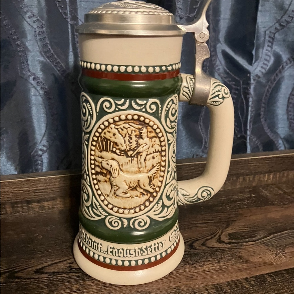 Avon Handcrafted Ceramic Piece